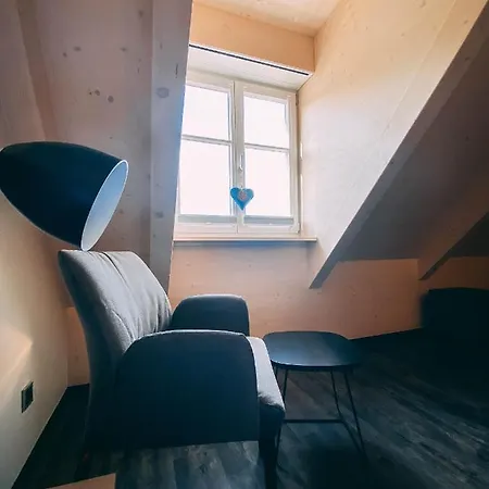 Stadthotel Haslach האסלאך אים קינזיגטאל