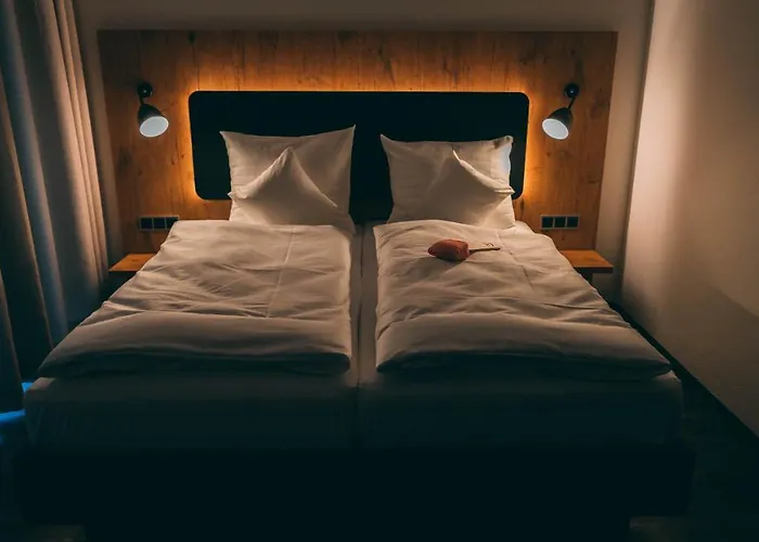 Stadthotel Haslach * 하슬라흐임킨지크탈